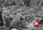 Image civils français CAEN France, 1944, de la seconde 39 séquences d'archives historiques vidéo 65675075101