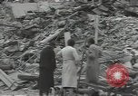 Image civils français CAEN France, 1944, de la seconde 56 séquences d'archives historiques vidéo 65675075101