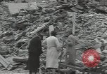 Image civils français CAEN France, 1944, de la seconde 58 séquences d'archives historiques vidéo 65675075101