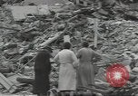 Image civils français CAEN France, 1944, de la seconde 60 séquences d'archives historiques vidéo 65675075101