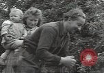 Image les troupes des États-Unis Normandie France, 1944, de la seconde 52 séquences d'archives historiques vidéo 65675075103