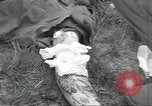 Image soldats des États-Unis Marigny France, 1944, de la seconde 57 séquences d'archives historiques vidéo 65675075104