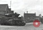 Image 1re Division des soldats Marigny France, 1944, de la seconde 8 séquences d'archives historiques vidéo 65675075105