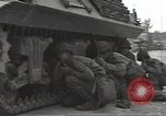 Image 1re Division des soldats Marigny France, 1944, de la seconde 17 séquences d'archives historiques vidéo 65675075105