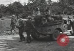 Image Des prisonniers allemands Cerisy-la-Forêt Normandie France, 1944, de la seconde 12 séquences d'archives historiques vidéo 65675075107