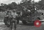 Image Des prisonniers allemands Cerisy-la-Forêt Normandie France, 1944, de la seconde 19 séquences d'archives historiques vidéo 65675075107