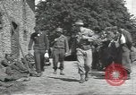 Image Des prisonniers allemands Cerisy-la-Forêt Normandie France, 1944, de la seconde 26 séquences d'archives historiques vidéo 65675075107