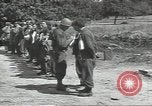 Image Des prisonniers allemands Cerisy-la-Forêt Normandie France, 1944, de la seconde 36 séquences d'archives historiques vidéo 65675075107