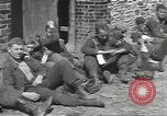 Image Des prisonniers allemands Cerisy-la-Forêt Normandie France, 1944, de la seconde 46 séquences d'archives historiques vidéo 65675075107