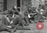 Image Des prisonniers allemands Cerisy-la-Forêt Normandie France, 1944, de la seconde 49 séquences d'archives historiques vidéo 65675075107