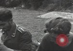 Image Des prisonniers allemands Cerisy-la-Forêt Normandie France, 1944, de la seconde 53 séquences d'archives historiques vidéo 65675075107