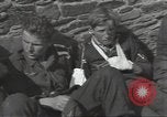 Image Des prisonniers allemands Cerisy-la-Forêt Normandie France, 1944, de la seconde 16 séquences d'archives historiques vidéo 65675075109