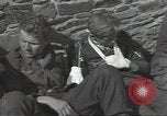 Image Des prisonniers allemands Cerisy-la-Forêt Normandie France, 1944, de la seconde 21 séquences d'archives historiques vidéo 65675075109