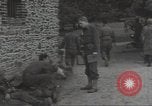 Image Des prisonniers allemands Cerisy-la-Forêt Normandie France, 1944, de la seconde 29 séquences d'archives historiques vidéo 65675075109