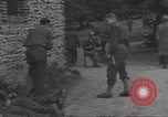 Image Des prisonniers allemands Cerisy-la-Forêt Normandie France, 1944, de la seconde 31 séquences d'archives historiques vidéo 65675075109