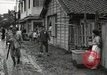 Standbild amerikanischen Gefangenen Saitama Japan Urawa, 1945, aus Sekunde 3 historischem Filmmaterial Videoclip 65675075123