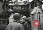 Standbild amerikanischen Gefangenen Saitama Japan Urawa, 1945, aus Sekunde 24 historischem Filmmaterial Videoclip 65675075123