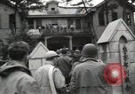 Standbild amerikanischen Gefangenen Saitama Japan Urawa, 1945, aus Sekunde 25 historischem Filmmaterial Videoclip 65675075123