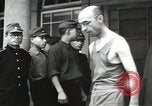 Standbild amerikanischen Gefangenen Saitama Japan Urawa, 1945, aus Sekunde 61 historischem Filmmaterial Videoclip 65675075123