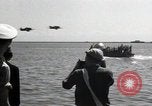 Standbild amerikanischen Gefangenen Tokio Japan, 1945, aus Sekunde 56 historischem Filmmaterial Videoclip 65675075125
