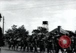 Standbild USA Infanteristen Vereinigtes Königreich, 1944, aus Sekunde 12 historischem Filmmaterial Videoclip 65675075131
