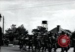Standbild USA Infanteristen Vereinigtes Königreich, 1944, aus Sekunde 14 historischem Filmmaterial Videoclip 65675075131