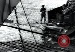 Standbild USA Infanteristen Vereinigtes Königreich, 1944, aus Sekunde 31 historischem Filmmaterial Videoclip 65675075131