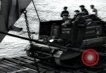 Standbild USA Infanteristen Vereinigtes Königreich, 1944, aus Sekunde 34 historischem Filmmaterial Videoclip 65675075131