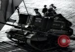 Standbild USA Infanteristen Vereinigtes Königreich, 1944, aus Sekunde 35 historischem Filmmaterial Videoclip 65675075131