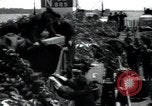 Standbild USA Infanteristen Vereinigtes Königreich, 1944, aus Sekunde 41 historischem Filmmaterial Videoclip 65675075131