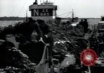 Standbild USA Infanteristen Vereinigtes Königreich, 1944, aus Sekunde 45 historischem Filmmaterial Videoclip 65675075131