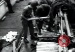 Standbild USA Infanteristen Vereinigtes Königreich, 1944, aus Sekunde 60 historischem Filmmaterial Videoclip 65675075131