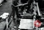 Standbild USA Infanteristen Vereinigtes Königreich, 1944, aus Sekunde 62 historischem Filmmaterial Videoclip 65675075131