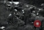Image des infirmiers des États-Unis Saint Lo France, 1944, de la seconde 15 séquences d'archives historiques vidéo 65675075137