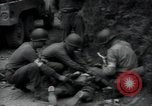 Image des infirmiers des États-Unis Saint Lo France, 1944, de la seconde 25 séquences d'archives historiques vidéo 65675075137