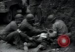 Image des infirmiers des États-Unis Saint Lo France, 1944, de la seconde 27 séquences d'archives historiques vidéo 65675075137