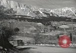 Immagine di Jeep sovietica Yalta Crimea Ucraina, 1945, secondo 5 filmato di repertorio 65675075141