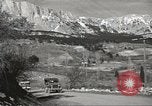 Immagine di Jeep sovietica Yalta Crimea Ucraina, 1945, secondo 6 filmato di repertorio 65675075141