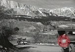 Immagine di Jeep sovietica Yalta Crimea Ucraina, 1945, secondo 9 filmato di repertorio 65675075141