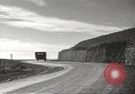Immagine di Jeep sovietica Yalta Crimea Ucraina, 1945, secondo 27 filmato di repertorio 65675075141