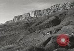 Immagine di Jeep sovietica Yalta Crimea Ucraina, 1945, secondo 34 filmato di repertorio 65675075141
