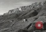 Immagine di Jeep sovietica Yalta Crimea Ucraina, 1945, secondo 37 filmato di repertorio 65675075141