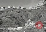 Immagine di Jeep sovietica Yalta Crimea Ucraina, 1945, secondo 49 filmato di repertorio 65675075141