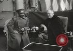 Standbild Franklin Roosevelt Ägypten Suez Canal, 1945, aus Sekunde 62 historischem Filmmaterial Videoclip 65675075145