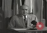 Standbild Louis Johnson Arlington Virginia USA, 1950, aus Sekunde 53 historischem Filmmaterial Videoclip 65675075151