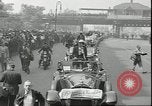 Standbild Jesse Owens gefeiert New York City USA, 1936, aus Sekunde 12 historischem Filmmaterial Videoclip 65675075158