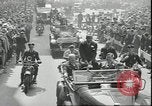 Standbild Jesse Owens gefeiert New York City USA, 1936, aus Sekunde 21 historischem Filmmaterial Videoclip 65675075158