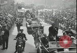 Standbild Jesse Owens gefeiert New York City USA, 1936, aus Sekunde 26 historischem Filmmaterial Videoclip 65675075158