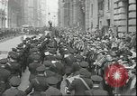 Standbild Jesse Owens gefeiert New York City USA, 1936, aus Sekunde 45 historischem Filmmaterial Videoclip 65675075158