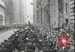 Standbild Jesse Owens gefeiert New York City USA, 1936, aus Sekunde 50 historischem Filmmaterial Videoclip 65675075158